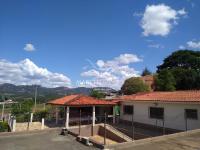 CHÁCARA com 2 casas no Jardim do Salto 1 Serra Negra. Ideal para pousada/ clinica de repouso.