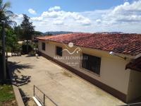 CHÁCARA com 2 casas no Jardim do Salto 1 Serra Negra. Ideal para pousada/ clinica de repouso.