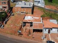 Casa em construção. Entrega pronta.