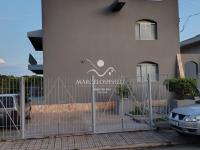 Apartamento a 400 metros do balneário.