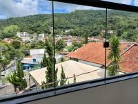 Apartamento  novo com vista para a Praça Ademar de Barros