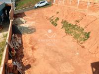 Terreno com Edicula