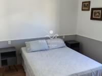 Casa Vista para as montanhas e lago.