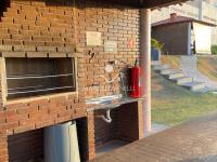 Apto Villas Altas ,Vista para as montanhas com exuberante Por do Sol