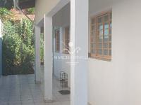 Casa a venda no Bairro do Barreiro/ Jardim dos Pássaros.