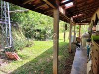 Chácara com  2 tanques de peixes e 4 nascentes de agua captada.