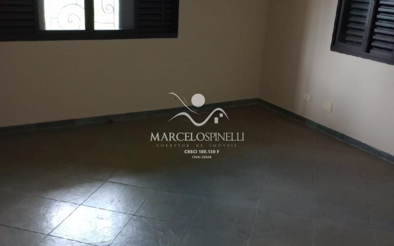 Casa Alto Padrão em Bairro Nobre da cidade de Aguas de Lindóia.Excente para Pousada, clinica de repouso,