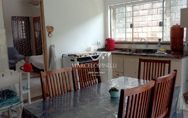 Casa/ Chácara em Lindoia area para fazer plantação.