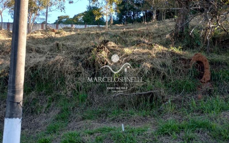ALUGUEL  DE  2 TERRENOS Lindoia