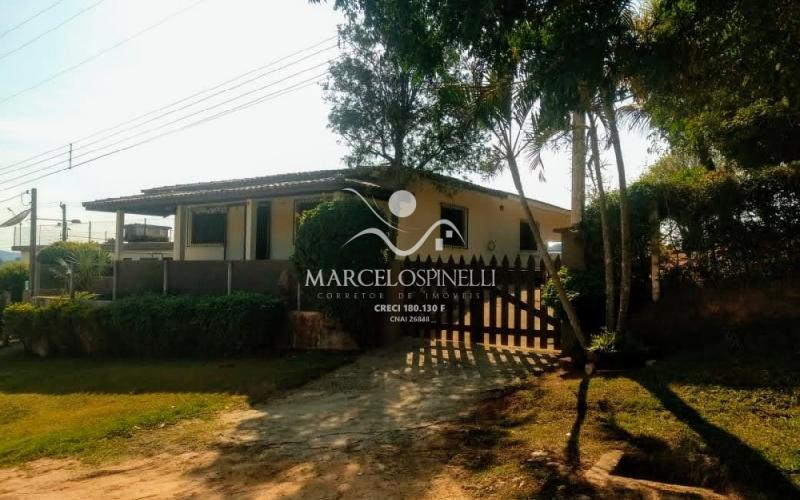 CHÁCARA com 2 casas no Jardim do Salto 1 Serra Negra. Ideal para pousada/ clinica de repouso.