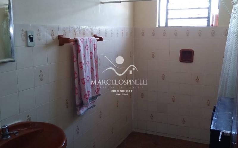 CHÁCARA com 2 casas no Jardim do Salto 1 Serra Negra. Ideal para pousada/ clinica de repouso.