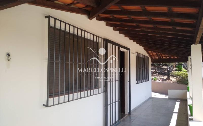 CHÁCARA com 2 casas no Jardim do Salto 1 Serra Negra. Ideal para pousada/ clinica de repouso.