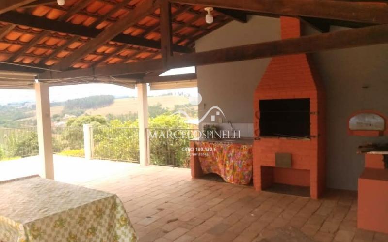CHÁCARA com 2 casas no Jardim do Salto 1 Serra Negra. Ideal para pousada/ clinica de repouso.