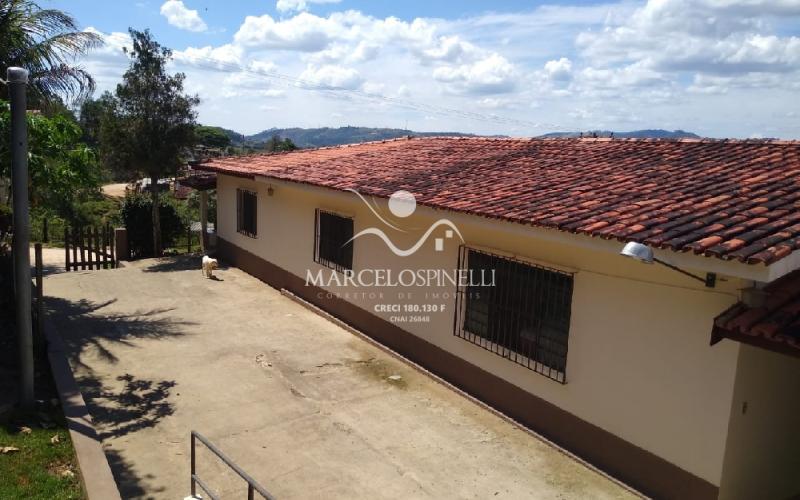 CHÁCARA com 2 casas no Jardim do Salto 1 Serra Negra. Ideal para pousada/ clinica de repouso.