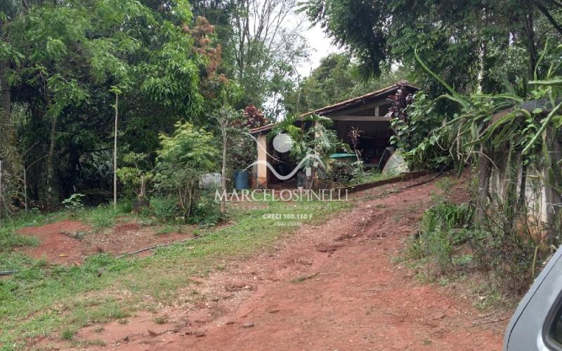 Sitio Bairro Jaboticabal 3 casas . Area 17,9 ha