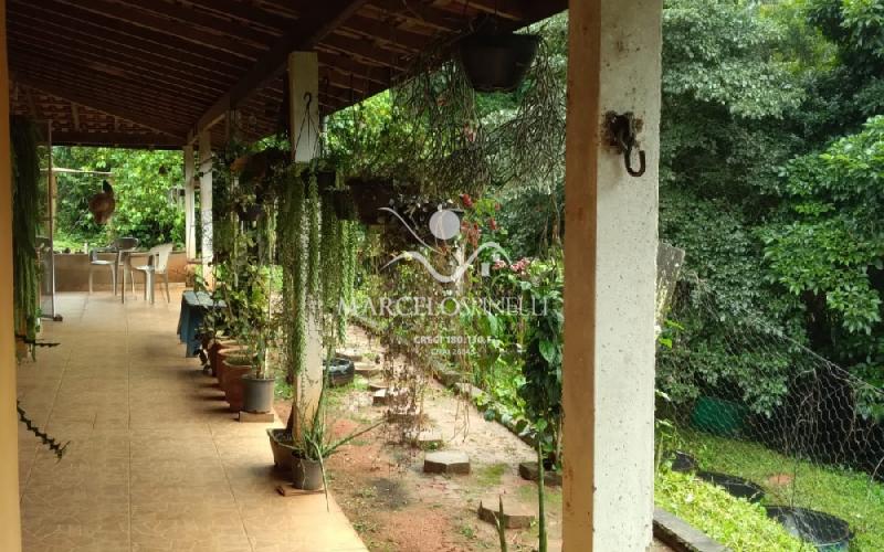 Sitio Bairro Jaboticabal 3 casas . Area 17,9 ha