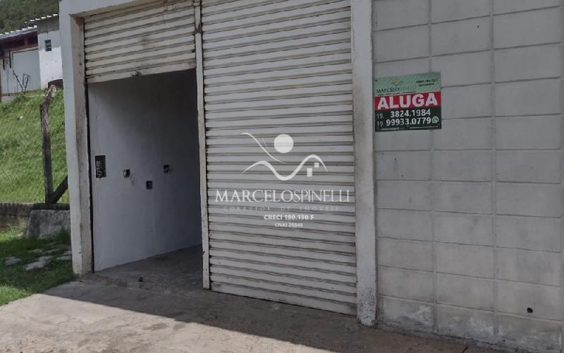 Aluga -Loja entrada da cidade. Com estacionamento fácil.