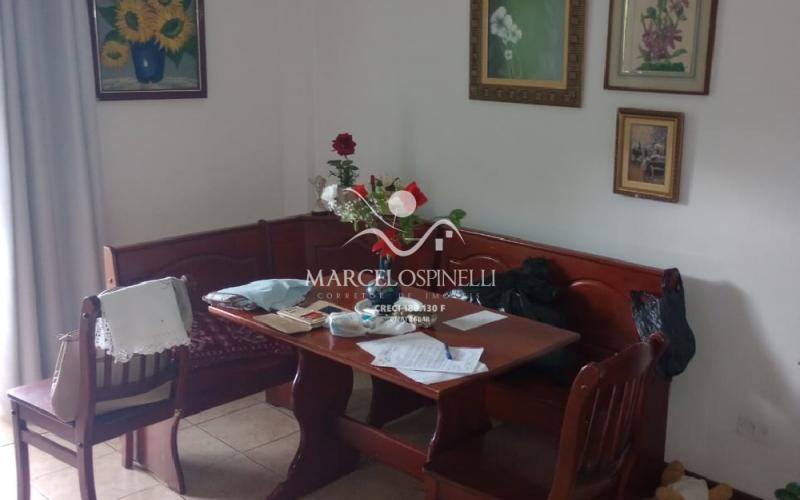 Apartamento a 400 metros do balneário.