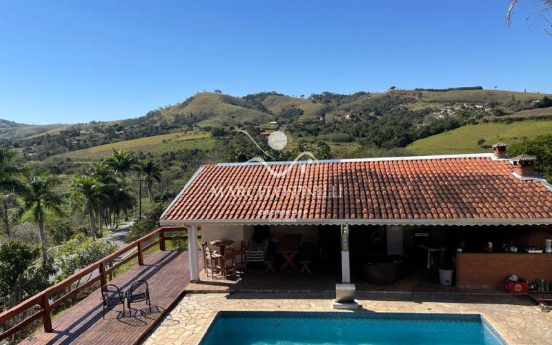 Casa Mirante do Lago . Piscina aquecida e Solarium para as montanhas.