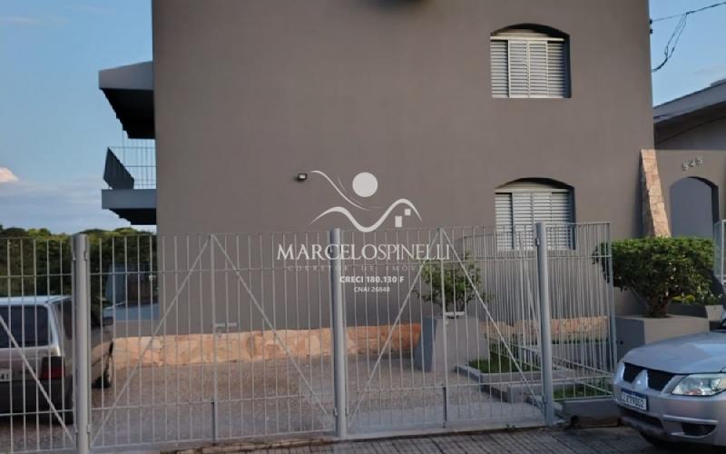 Apartamento a 400 metros do balneário.