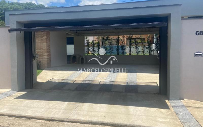 Belissima casa com 4 suites e completa area de lazer