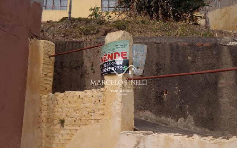 Casa no centro da cidade de Socorro Aceita Permuta por carro ou terreno