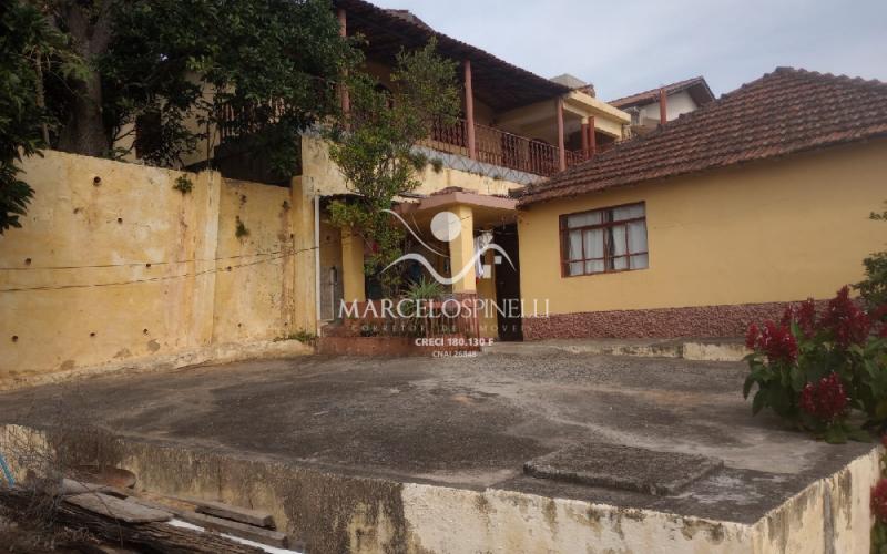 Casa no centro da cidade de Socorro Aceita Permuta por carro ou terreno