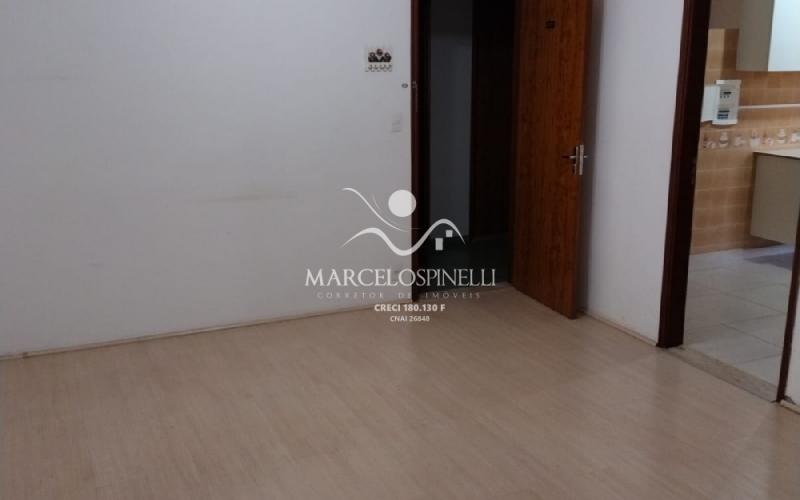 Apartamento Ed. Rosa Pirani  Perto da Praça Principal da cidade