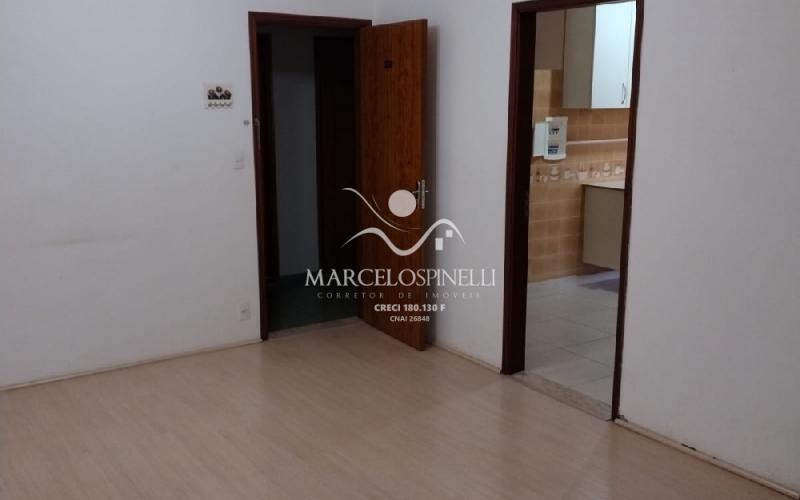 Apartamento Ed. Rosa Pirani  Perto da Praça Principal da cidade