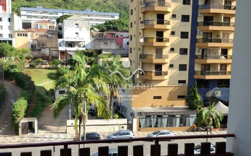 Apartamento Ed. Rosa Pirani  Perto da Praça Principal da cidade