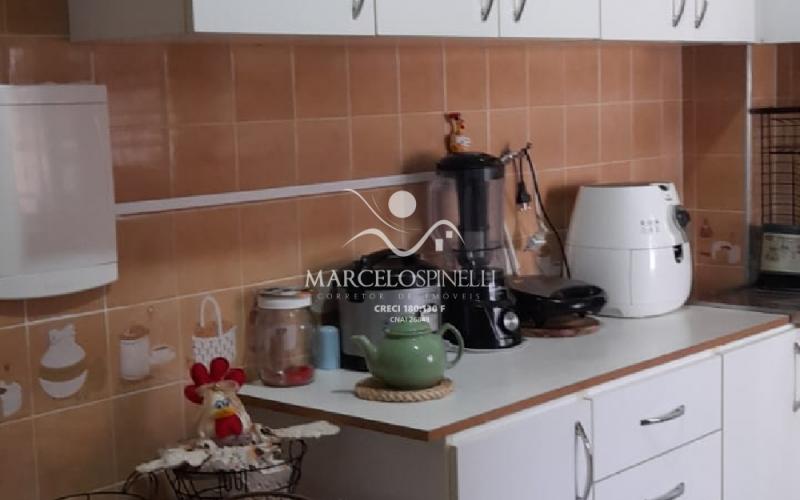 Apartamento Ed. Rosa Pirani  Perto da Praça Principal da cidade