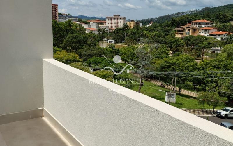 Apartamento  novo com vista para a Praça Ademar de Barros
