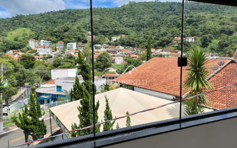 Apartamento  novo com vista para a Praça Ademar de Barros