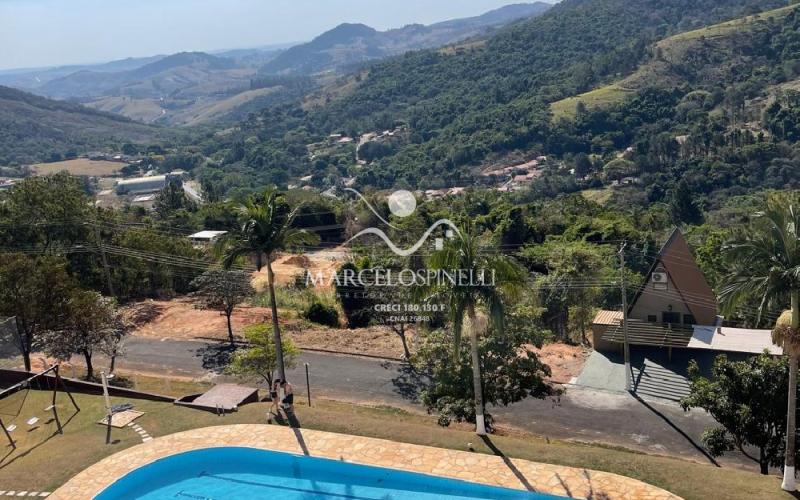 Apto Villas Altas ,Vista para as montanhas com exuberante Por do Sol
