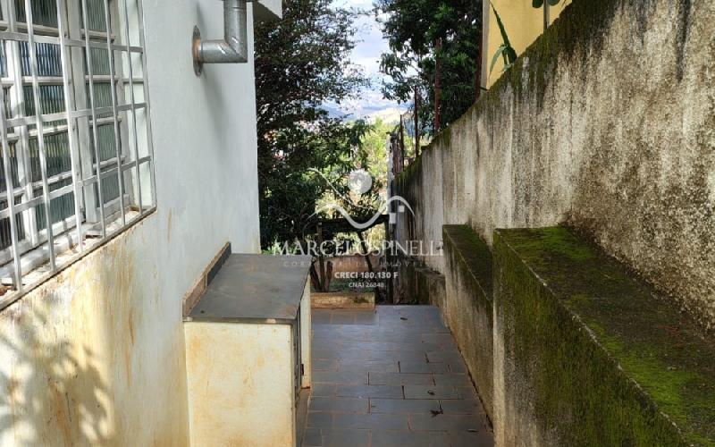 Casa Parque das Fontes...Vista das montanhas, Pôr do Sol lindo e espaço para Pomar.