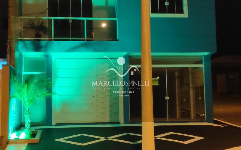 Salão Comercial e Apartamento. Monte Sião