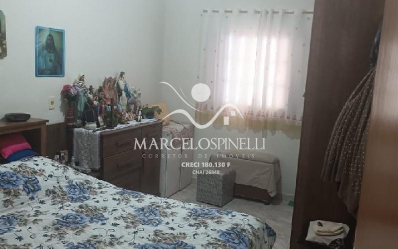 Casa a venda no Bairro do Barreiro/ Jardim dos Pássaros.