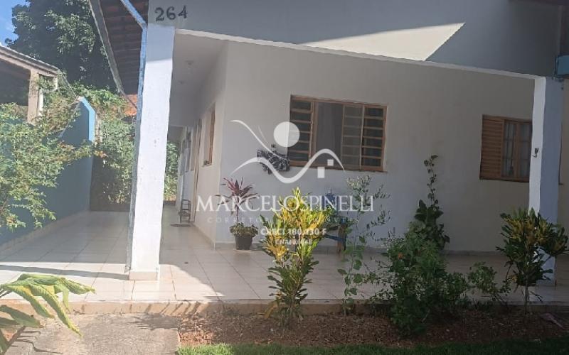 Casa a venda no Bairro do Barreiro/ Jardim dos Pássaros.