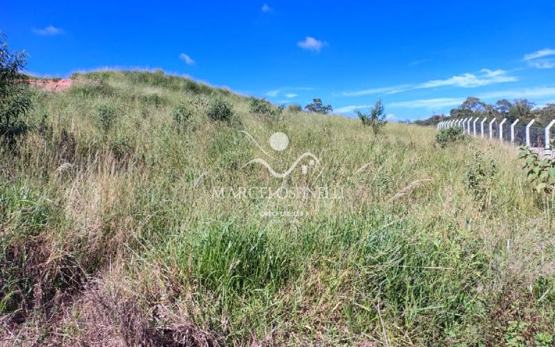 Terreno 1000m² Condominio Lindo Monte, Vista para o Morro Pelado .