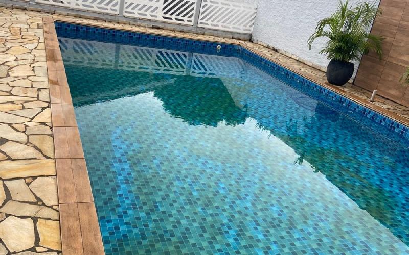 Casa Bairro dos Francos com PISCINA  e espaço gourmet.