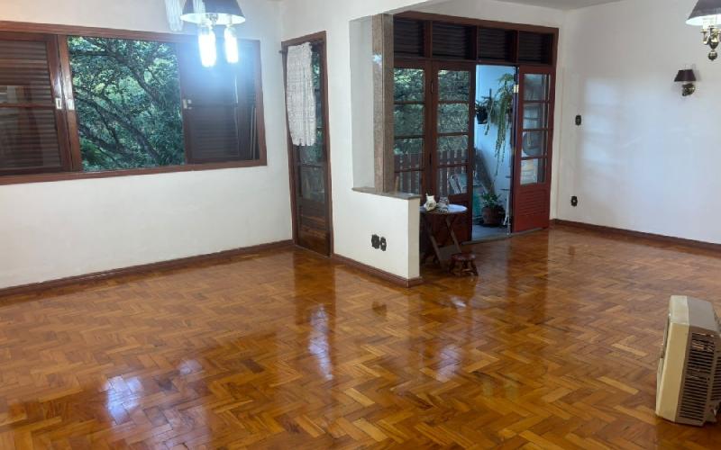 Edificio Cristalo Vista para o Bosque.