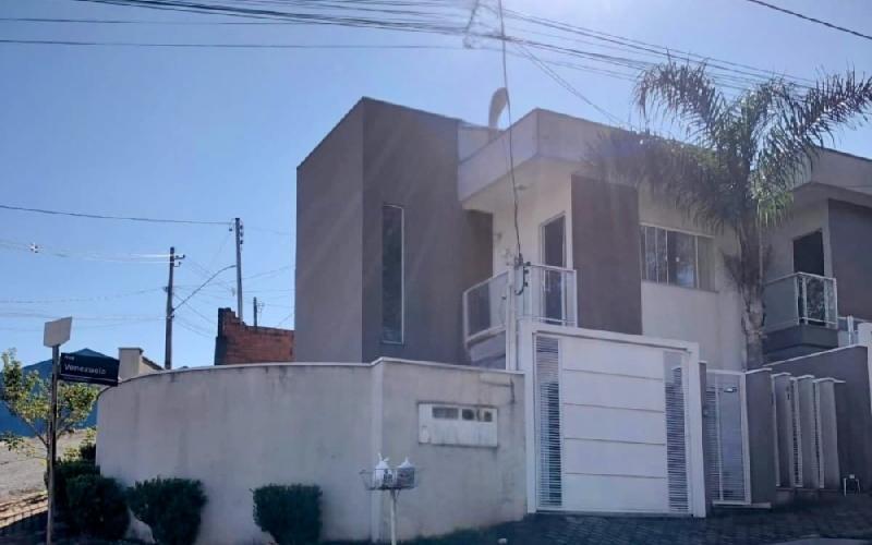 Sobrado Jardim America Monte Sião